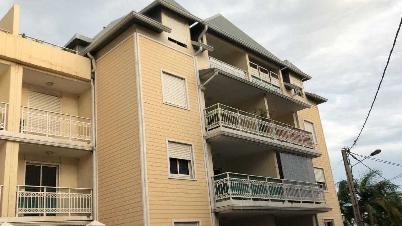Au Petit Dodo Apartment Saint Pierre Exterior photo